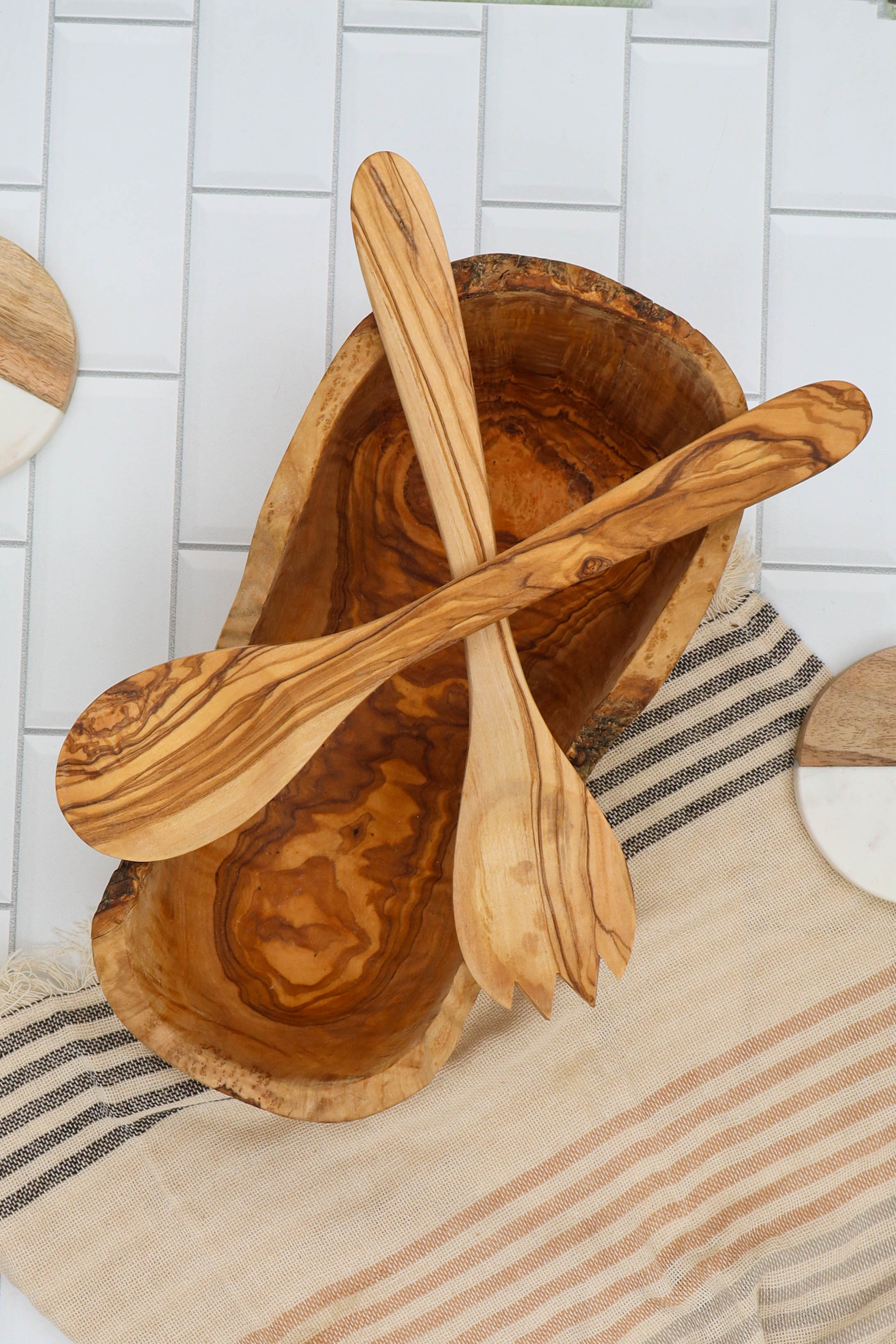 BOAT SHAPED BOWL AND SALAD SERVERS GIFT SET - Image 2