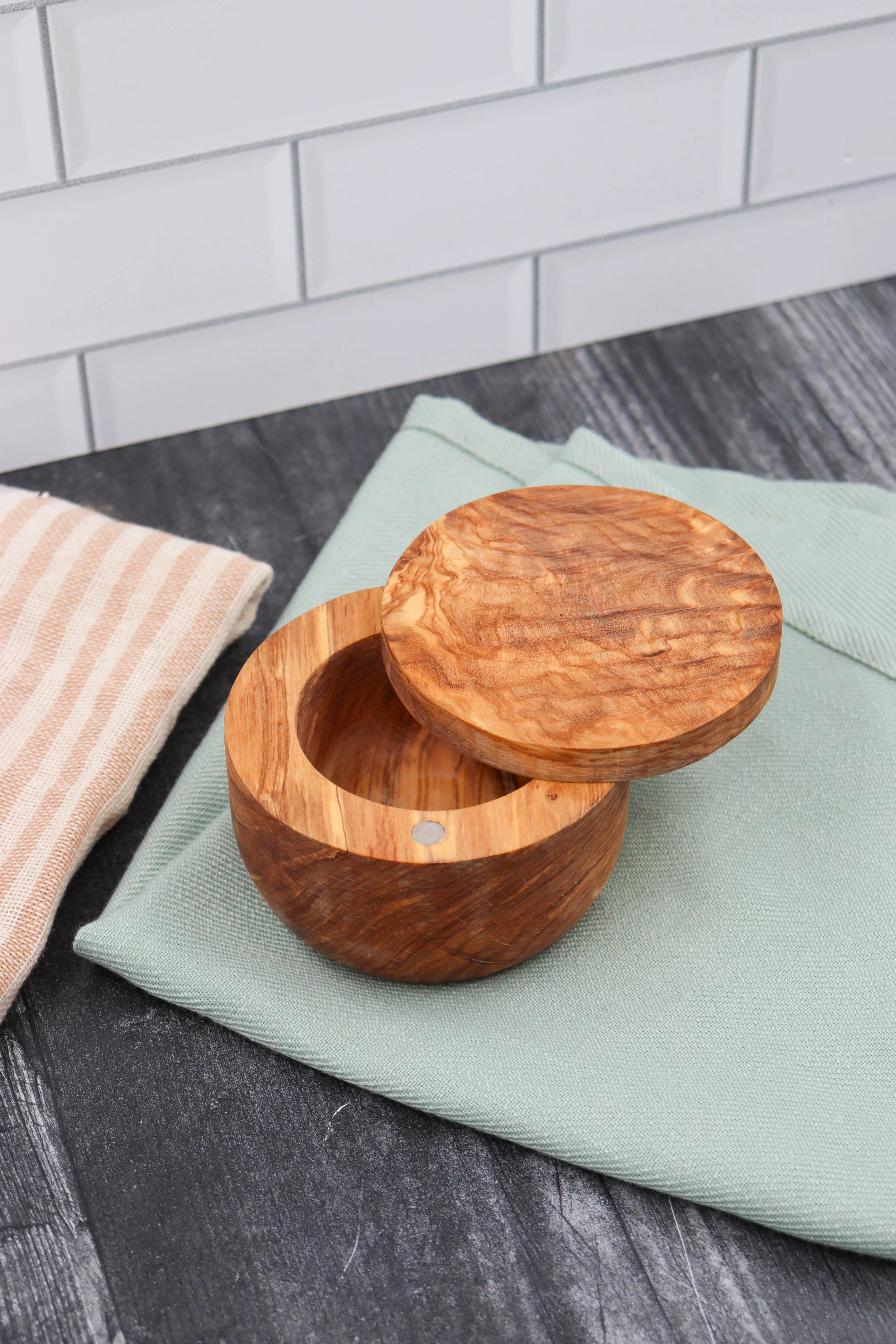 SALT CELLAR - Image 2